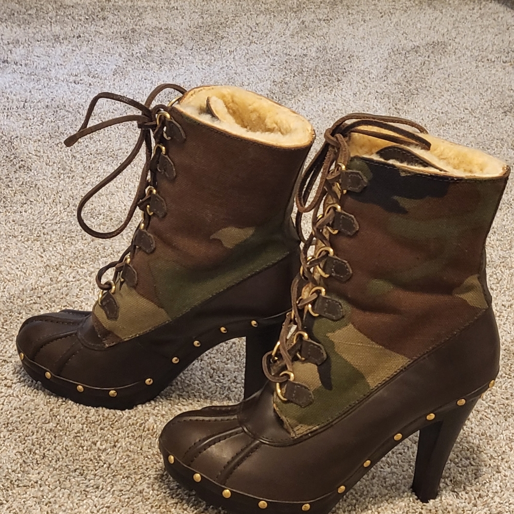 Michael kors camo boots - Picture 2 of 5